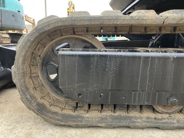 MINI EXCAVATOR — Auction (lot 8451-319)
