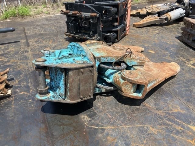 Crusher — Auction (lot 8451-3194)