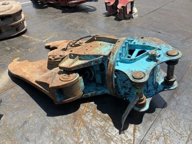 Crusher — Auction (lot 8451-3194)