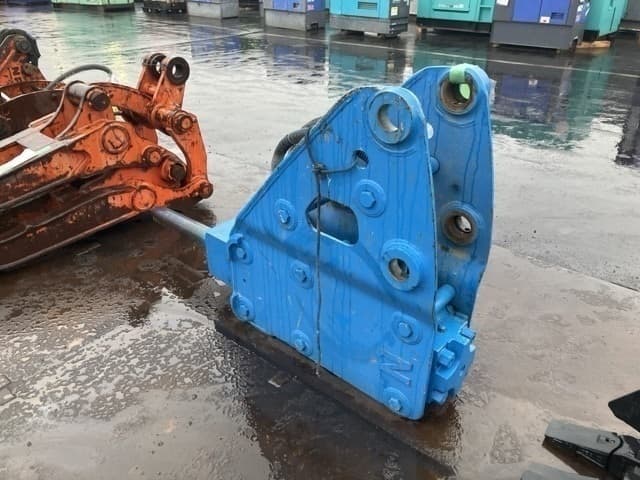 Breaker — Auction (lot 8451-3199)