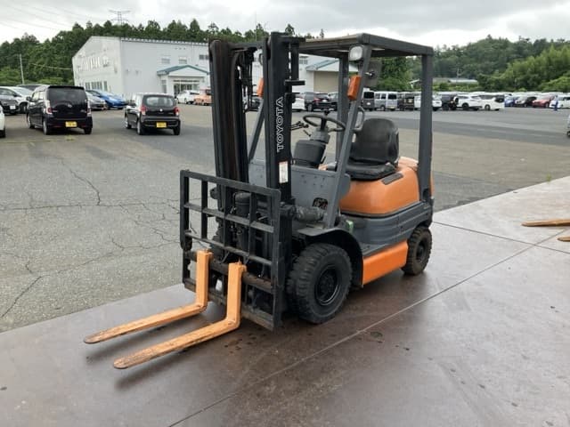 Forklift — Auction (lot 8451-32001)