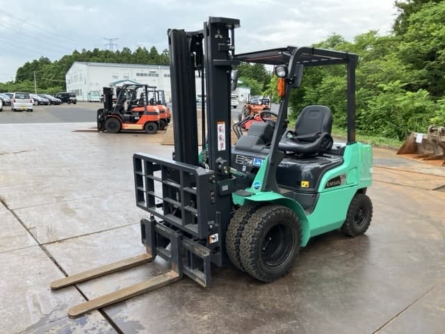 Forklift — Auction (lot 8451-32003)