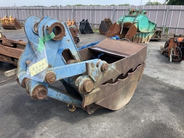 Bucket — Auction (lot 8451-3202)