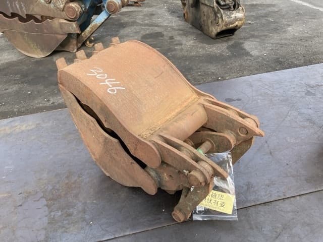 Bucket — Auction (lot 8451-3207)