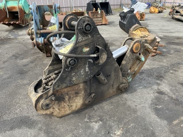 Crusher — Auction (lot 8451-3209)