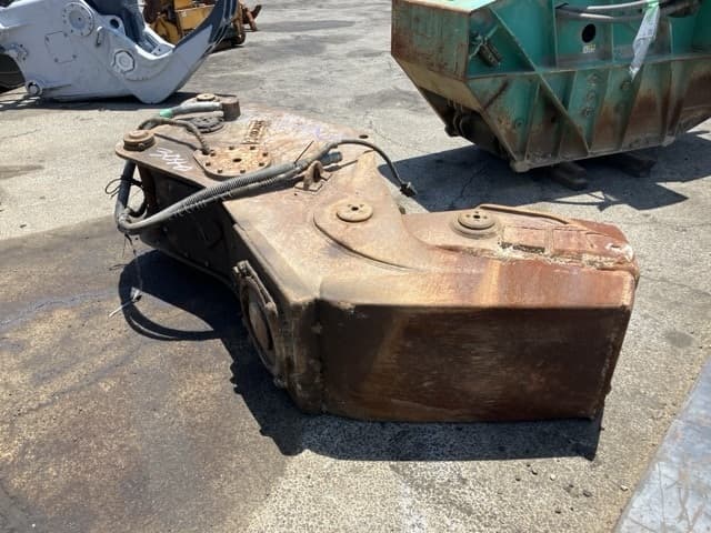 Crusher — Auction (lot 8451-3211)