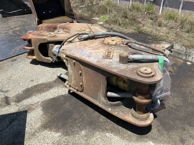 Crusher — Auction (lot 8451-3211)