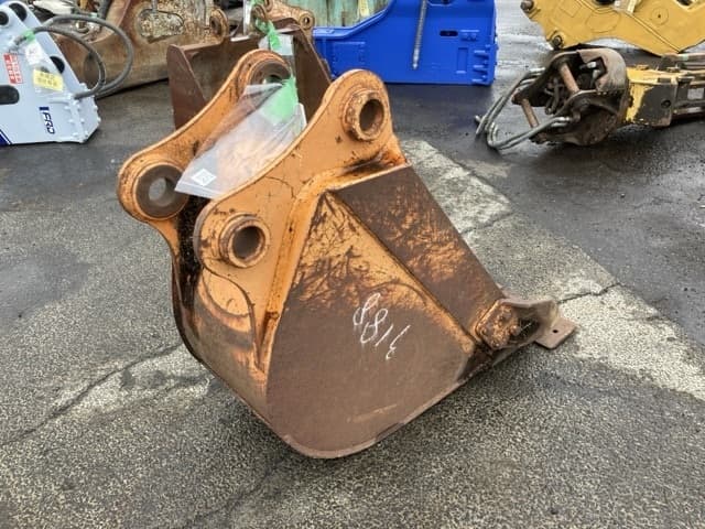 Bucket — Auction (lot 8451-3212)
