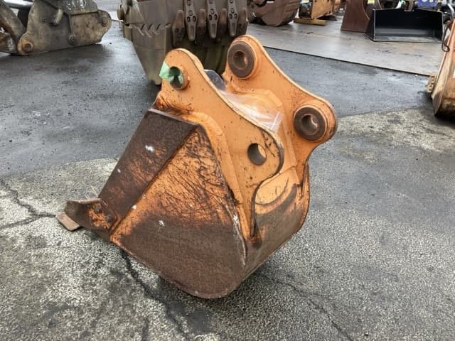 Bucket — Auction (lot 8451-3212)