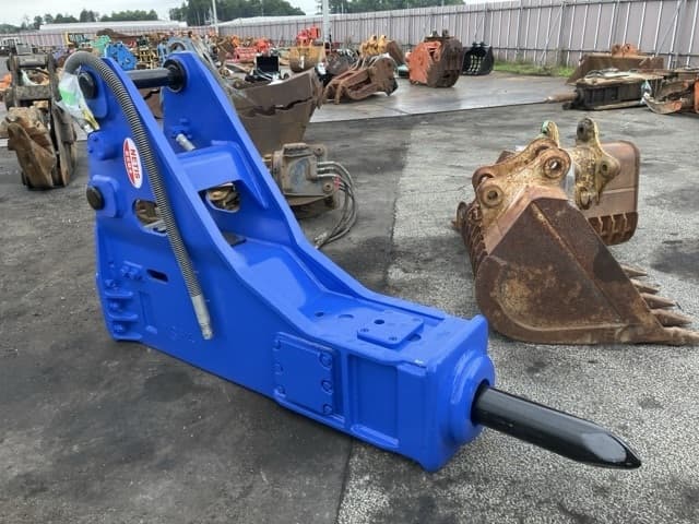 Breaker — Auction (lot 8451-3216)