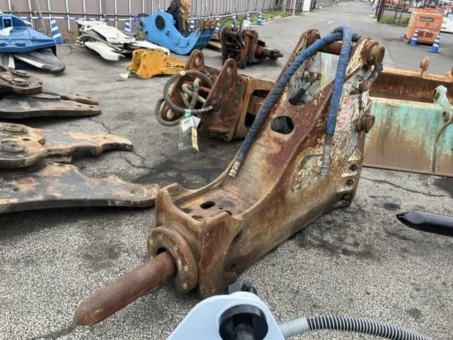 Breaker — Auction (lot 8451-3217)