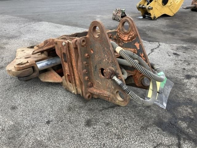 Crusher — Auction (lot 8451-3218)