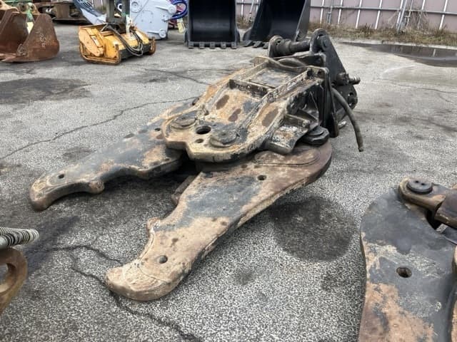 Crusher — Auction (lot 8451-3219)