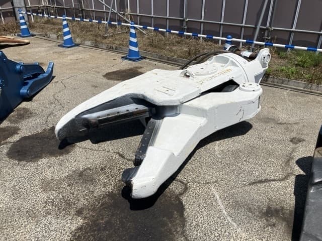 Cutter — Auction (lot 8451-3221)