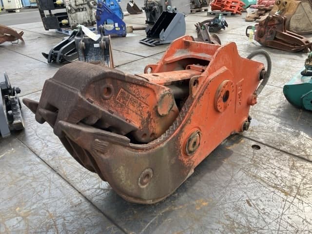 Crusher — Auction (lot 8451-3226)