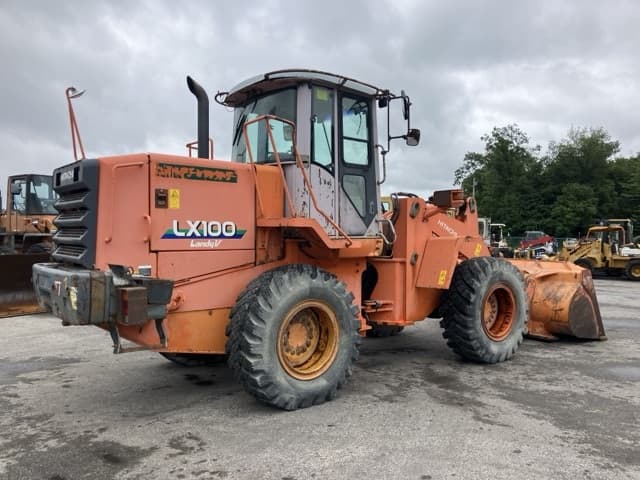 WHEEL LOADER — Auction (lot 8451-330)