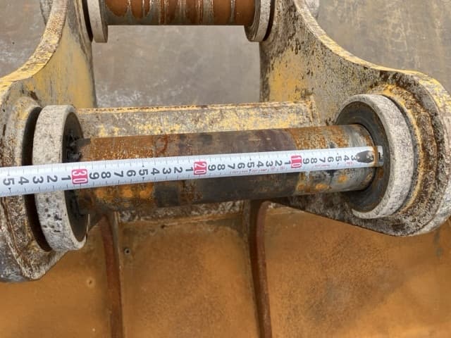 Bucket — Auction (lot 8451-33003)