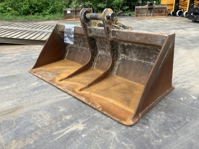 Bucket — Auction (lot 8451-33004)