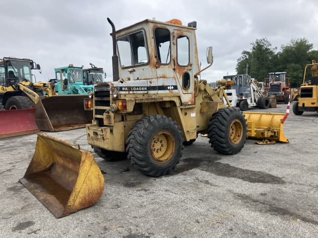 WHEEL LOADER — Auction (lot 8451-335)