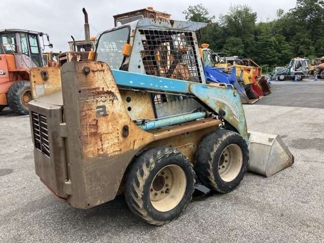 SKID STEER LOADER — Auction (lot 8451-340)