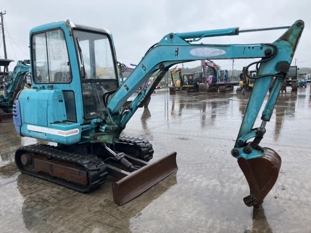 MINI EXCAVATOR — Auction (lot 8451-341)