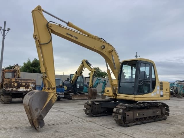 EXCAVATOR — Auction (lot 8451-345)