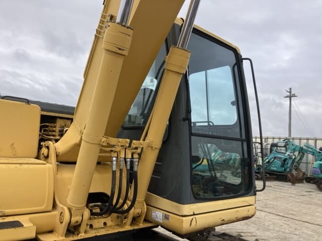 EXCAVATOR — Auction (lot 8451-345)