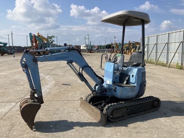 MINI EXCAVATOR — Auction (lot 8451-35)