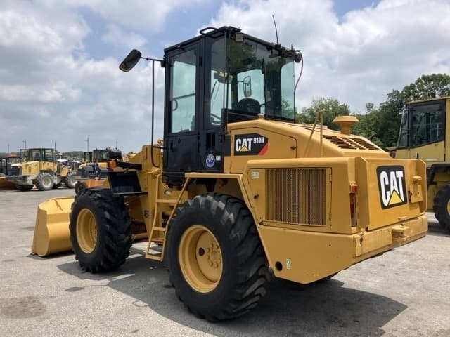 WHEEL LOADER — Auction (lot 8451-352)