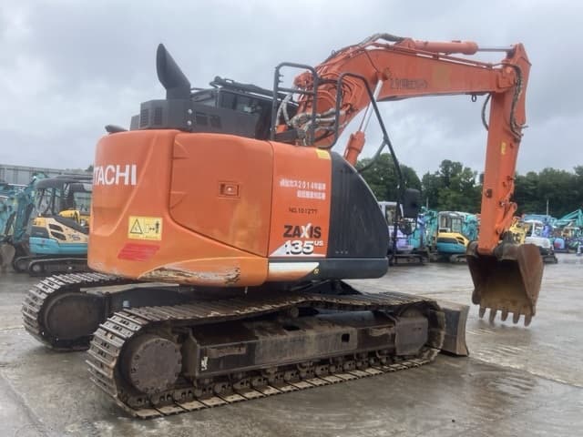 EXCAVATOR — Auction (lot 8451-355)