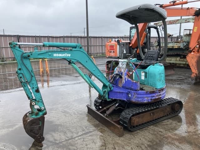 MINI EXCAVATOR — Auction (lot 8451-359)