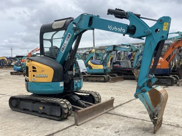 MINI EXCAVATOR — Auction (lot 8451-360)