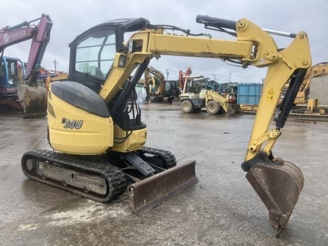 MINI EXCAVATOR — Auction (lot 8451-363)