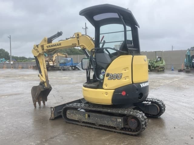 MINI EXCAVATOR — Auction (lot 8451-363)