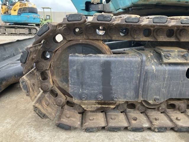 MINI EXCAVATOR — Auction (lot 8451-372)