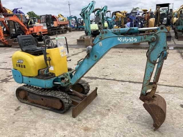 MINI EXCAVATOR — Auction (lot 8451-375)