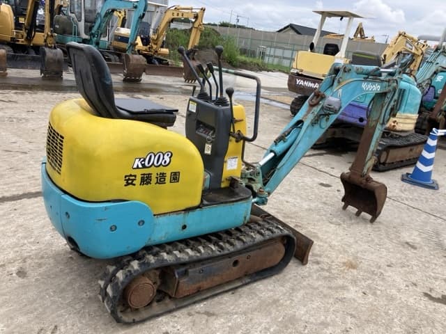 MINI EXCAVATOR — Auction (lot 8451-375)
