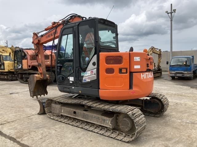 EXCAVATOR — Auction (lot 8451-376)