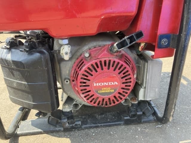 Generator — Auction (lot 8451-3807)