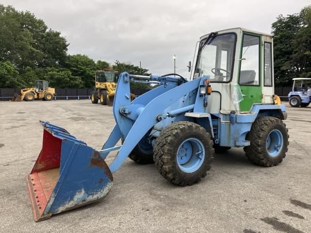 MINI WHEEL LOADER — Auction (lot 8451-381)