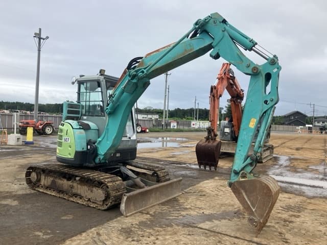 MINI EXCAVATOR — Auction (lot 8451-384)