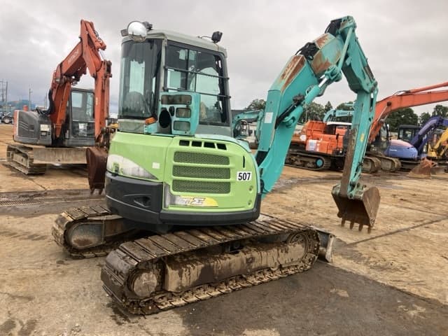 MINI EXCAVATOR — Auction (lot 8451-384)