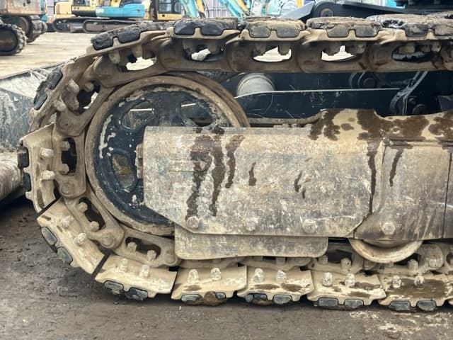 MINI EXCAVATOR — Auction (lot 8451-384)