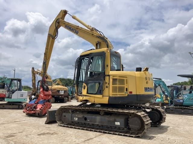 EXCAVATOR — Auction (lot 8451-385)