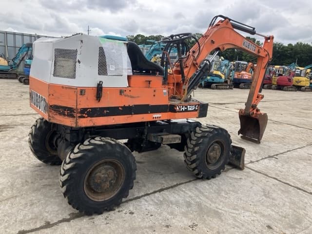 MINI EXCAVATOR — Auction (lot 8451-386)
