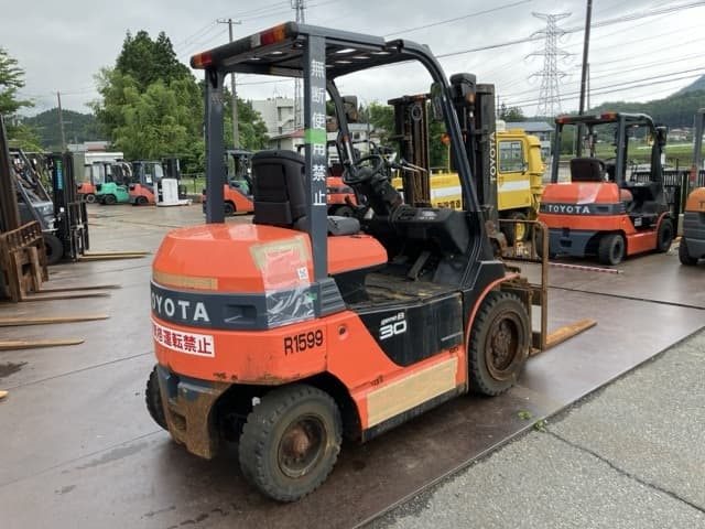 Battery Forklift — Auction (lot 8451-39001)