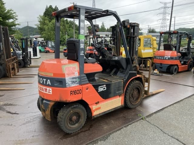 Battery Forklift — Auction (lot 8451-39002)