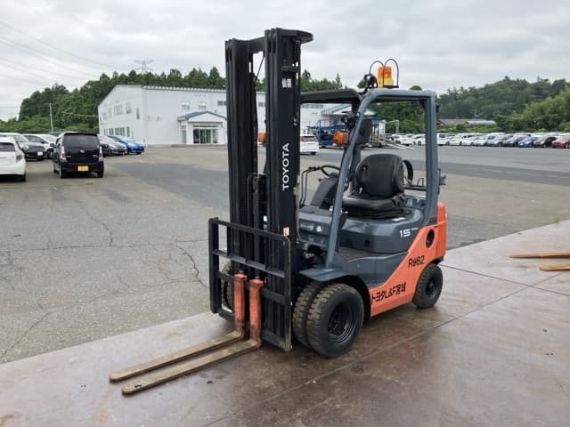 Forklift — Auction (lot 8451-39005)