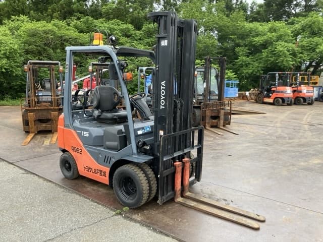 Forklift — Auction (lot 8451-39005)