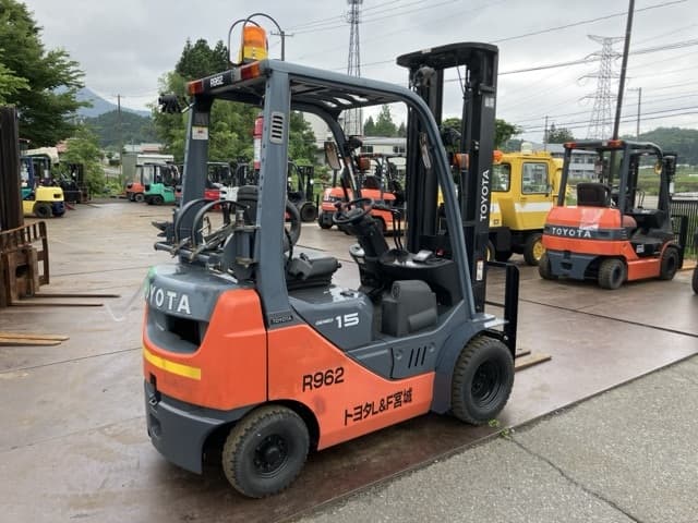 Forklift — Auction (lot 8451-39005)